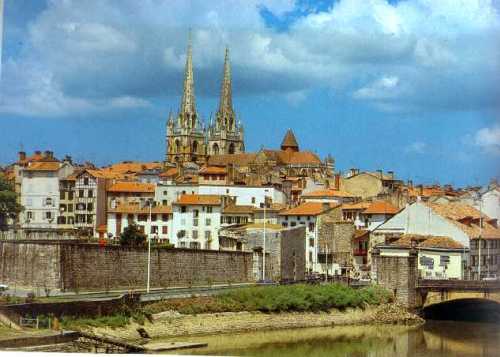 Bayona